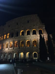 Colosseo di notte